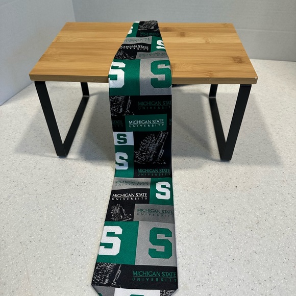 Michigan State Spartans Block & Play Tie
Necktie. Ralph Marlin. Go Green…Go… - Picture 15 of 15